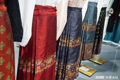 一線丨訪曹縣產(chǎn)業(yè)帶,看中國傳統(tǒng)服飾出海如何殺出一個春天