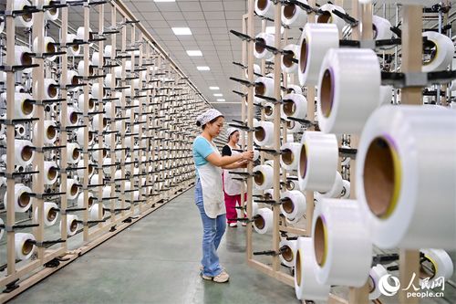 江西贛州 紡織企業(yè)出口訂單足生產忙